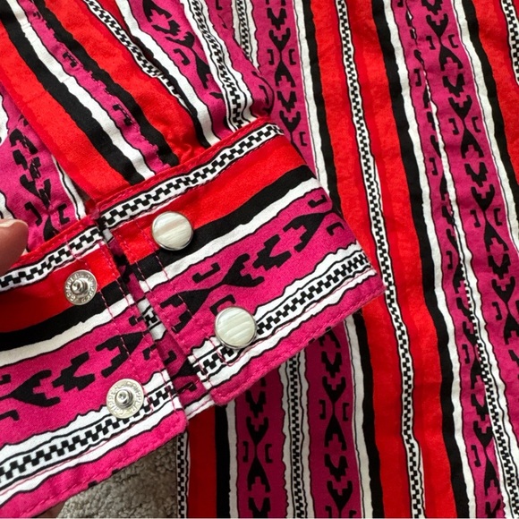 Wrangler Retro Womens Size L Red Long Sleeve Aztec Pearl Snap Top - Picture 2 of 7